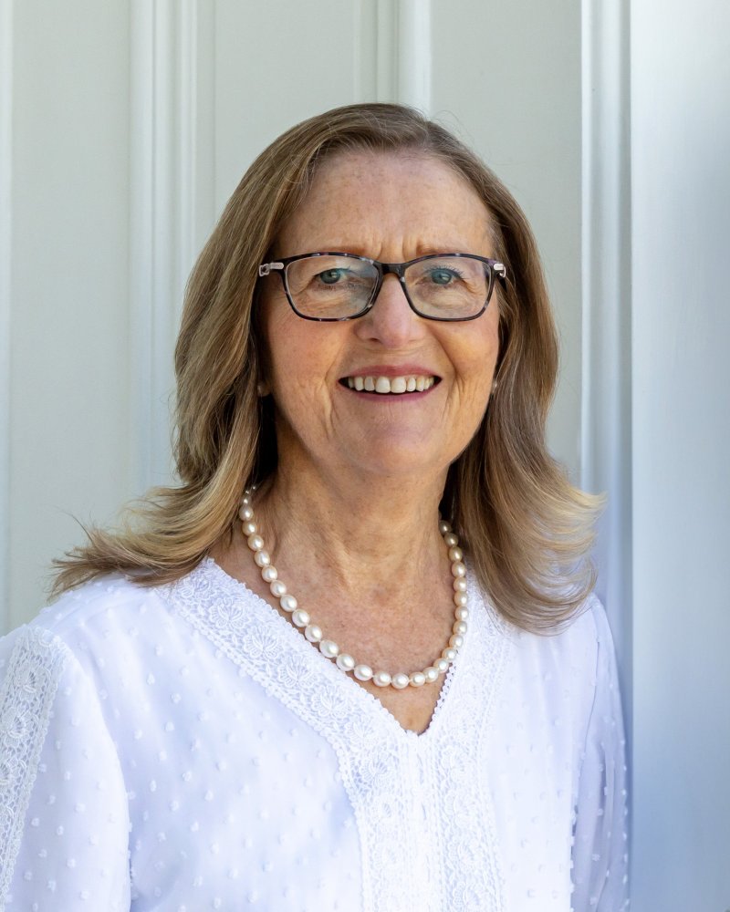 Profile photo of Carolyn Davis Leishman