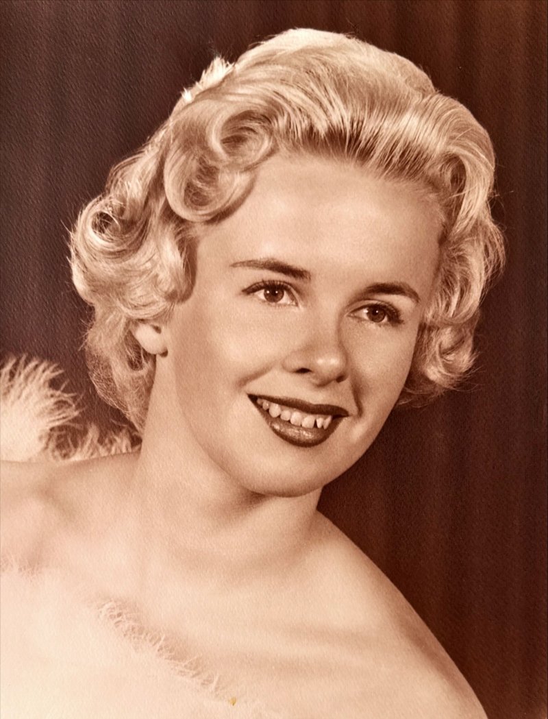 Profile photo of Gail Reynolds Natzler