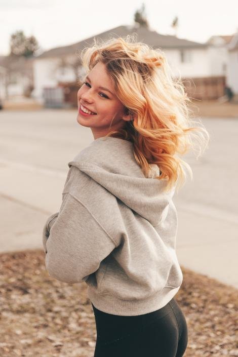 Profile photo of Caitlyn Anne Courvoisier