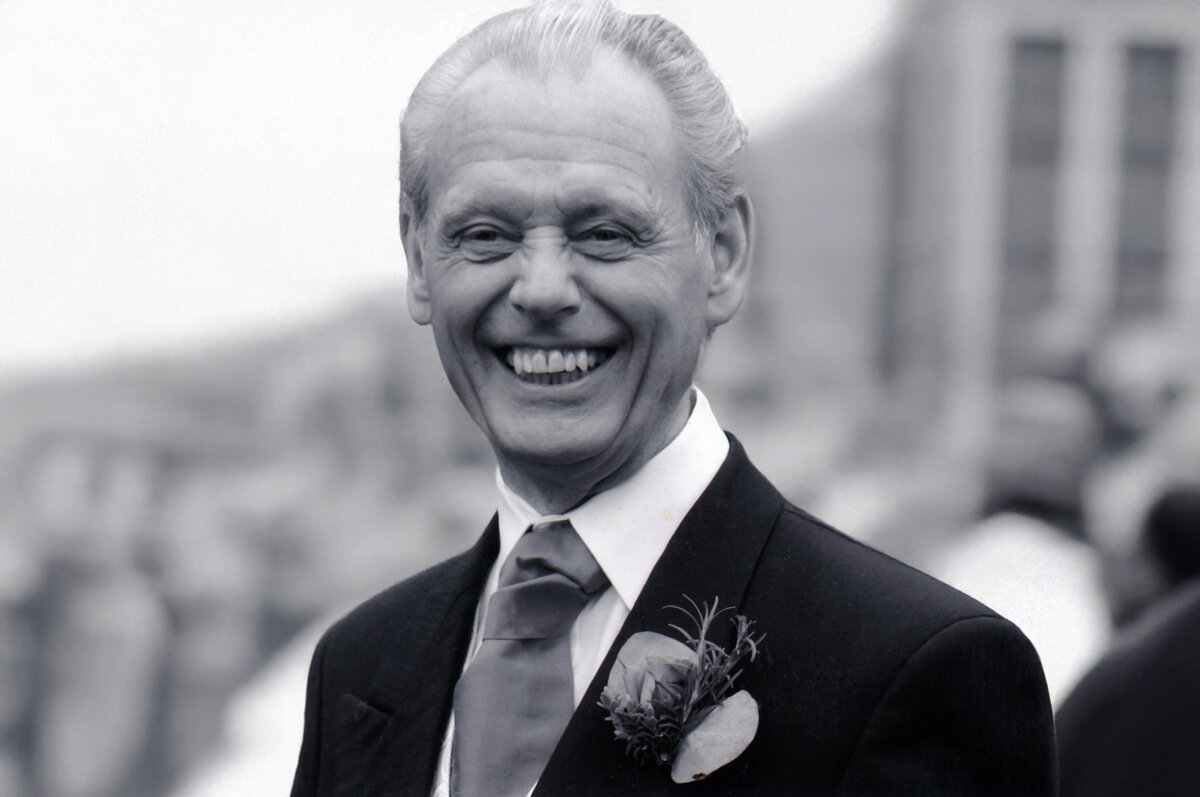 Profile photo of Colin Philip Knight