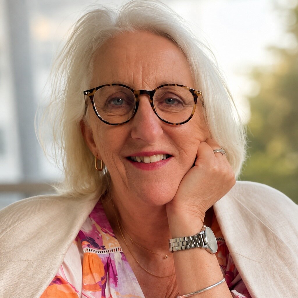 Profile photo of Lynne May Watt